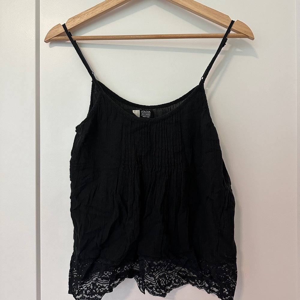 Volcom tank